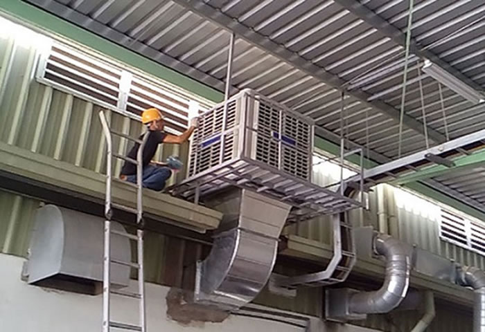 Quạt th&ocirc;ng gi&oacute; c&ocirc;ng nghiệp Vinh Nghệ An